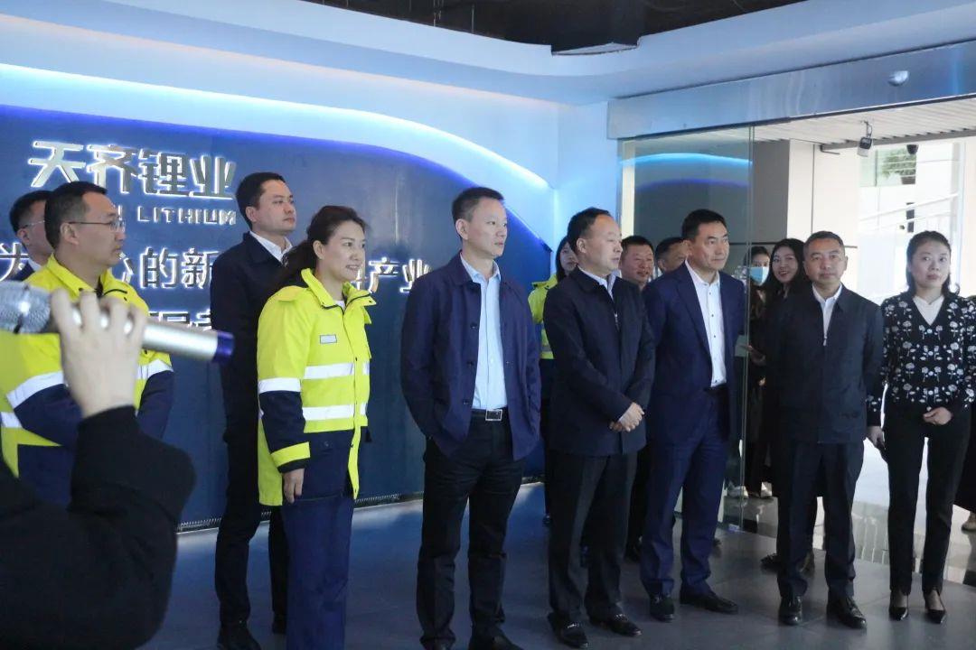 ΰ�¹���(victor1946)�ٷ���վ-Officials Website