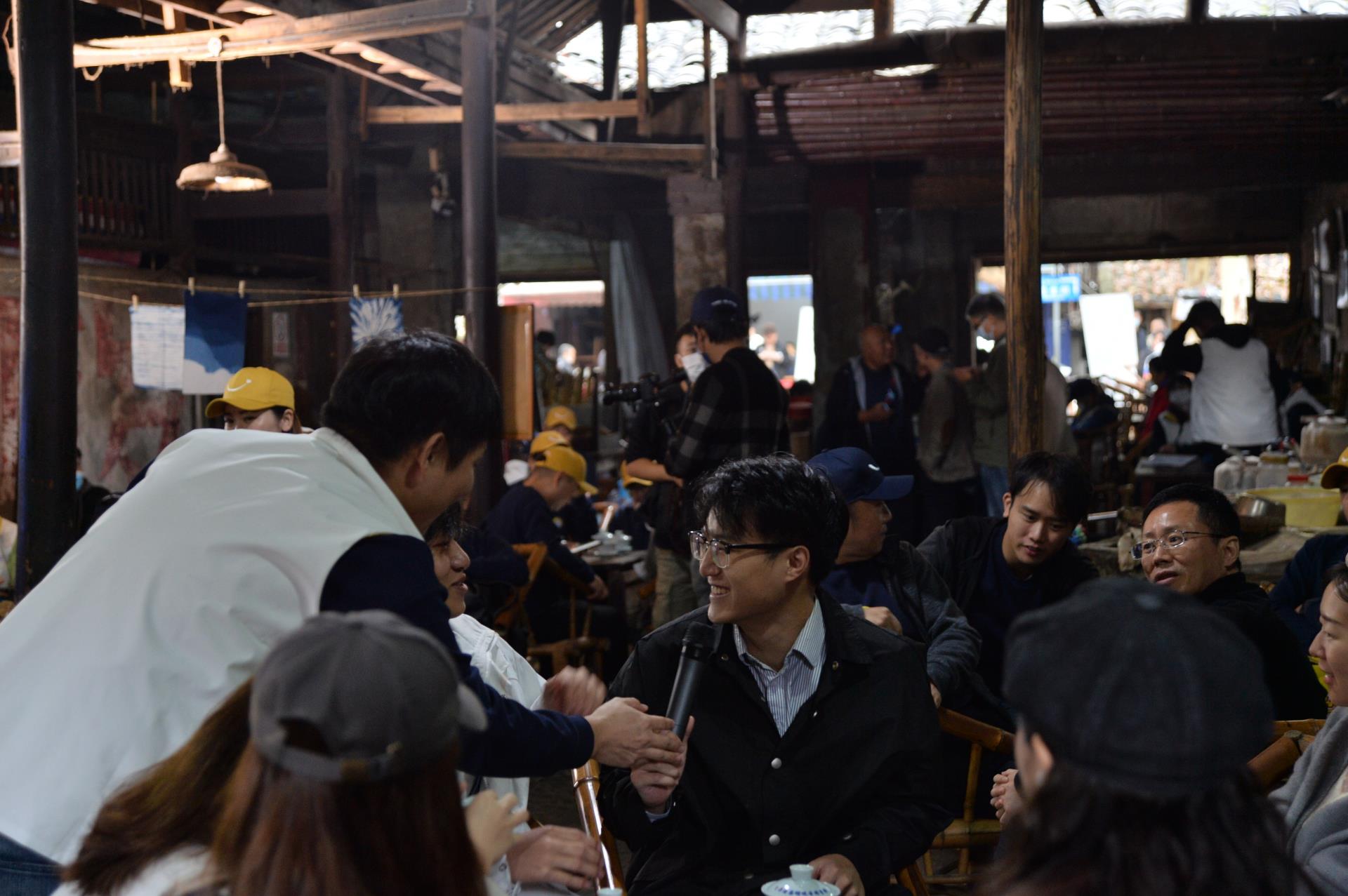 ΰ�¹���(victor1946)�ٷ���վ-Officials Website