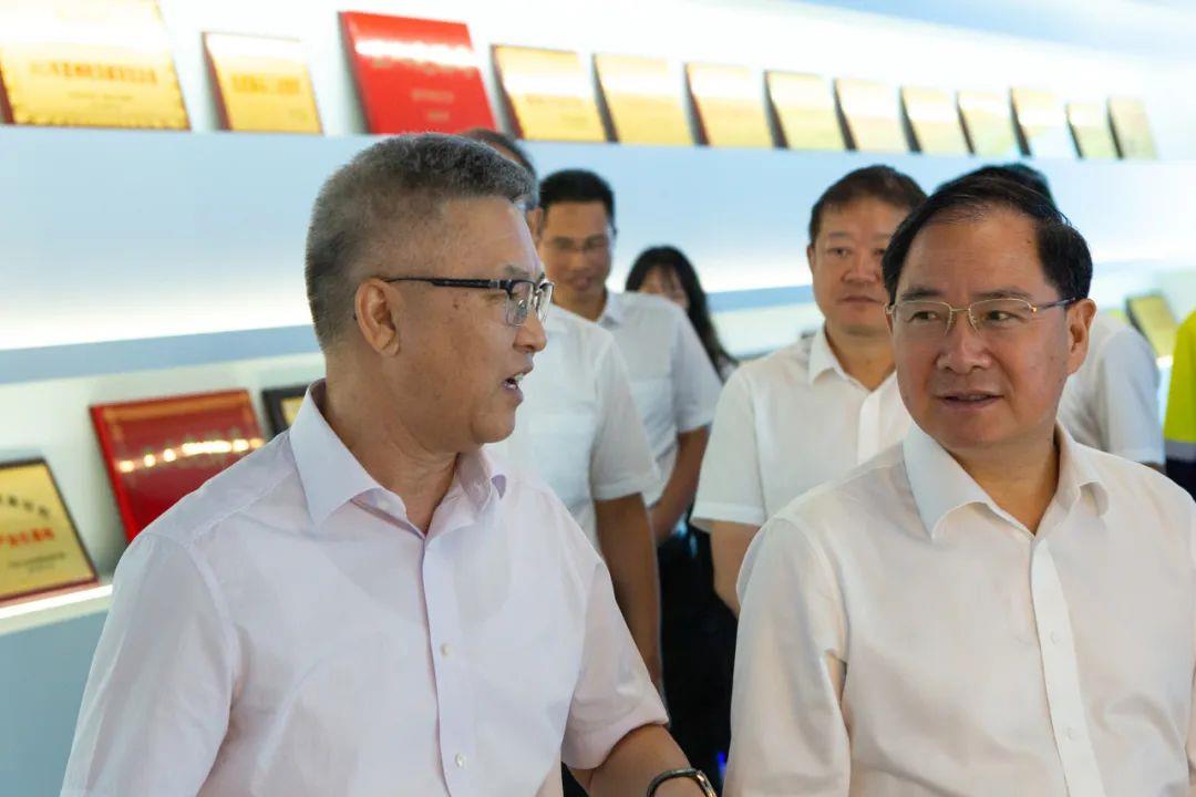 ΰ�¹���(victor1946)�ٷ���վ-Officials Website