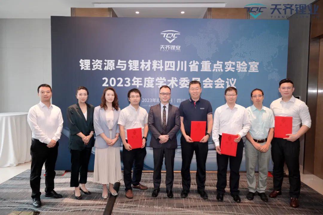 ΰ�¹���(victor1946)�ٷ���վ-Officials Website