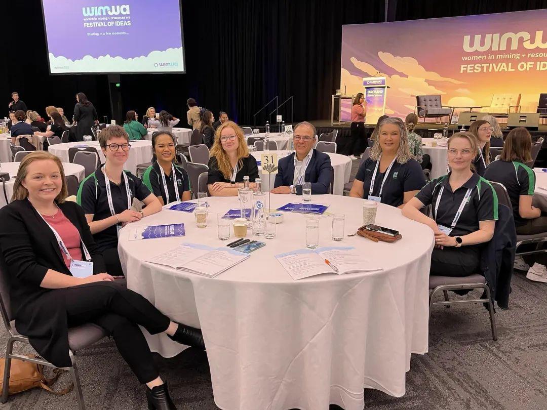 ΰ�¹���(victor1946)�ٷ���վ-Officials Website