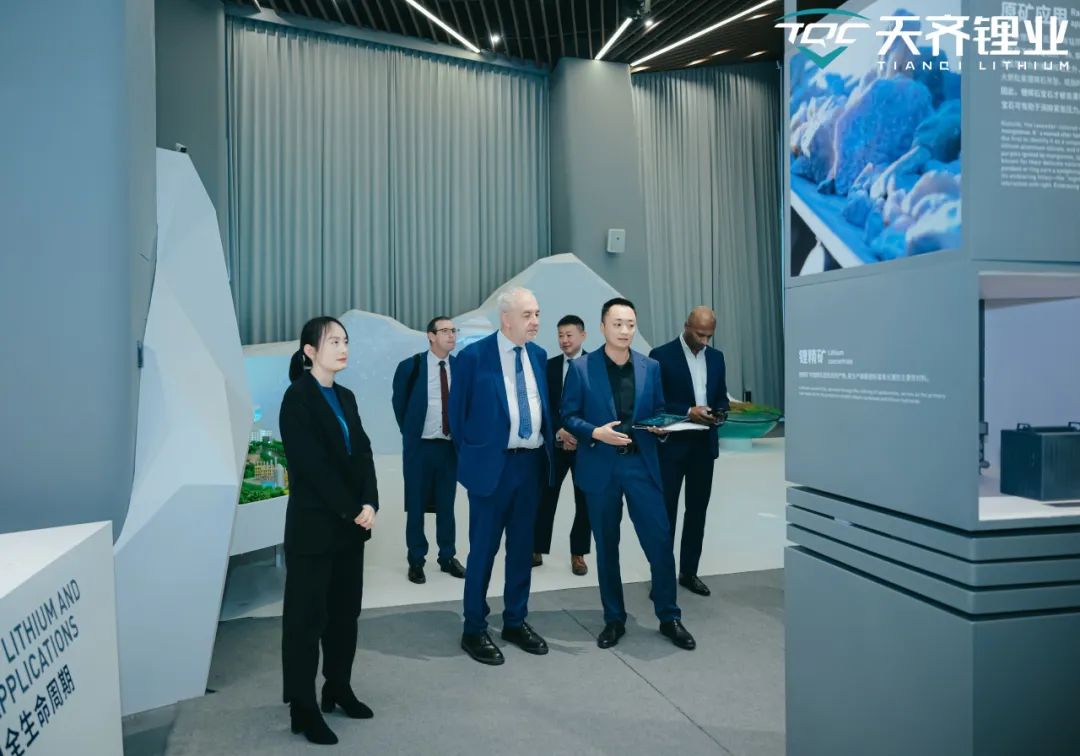 ΰ�¹���(victor1946)�ٷ���վ-Officials Website