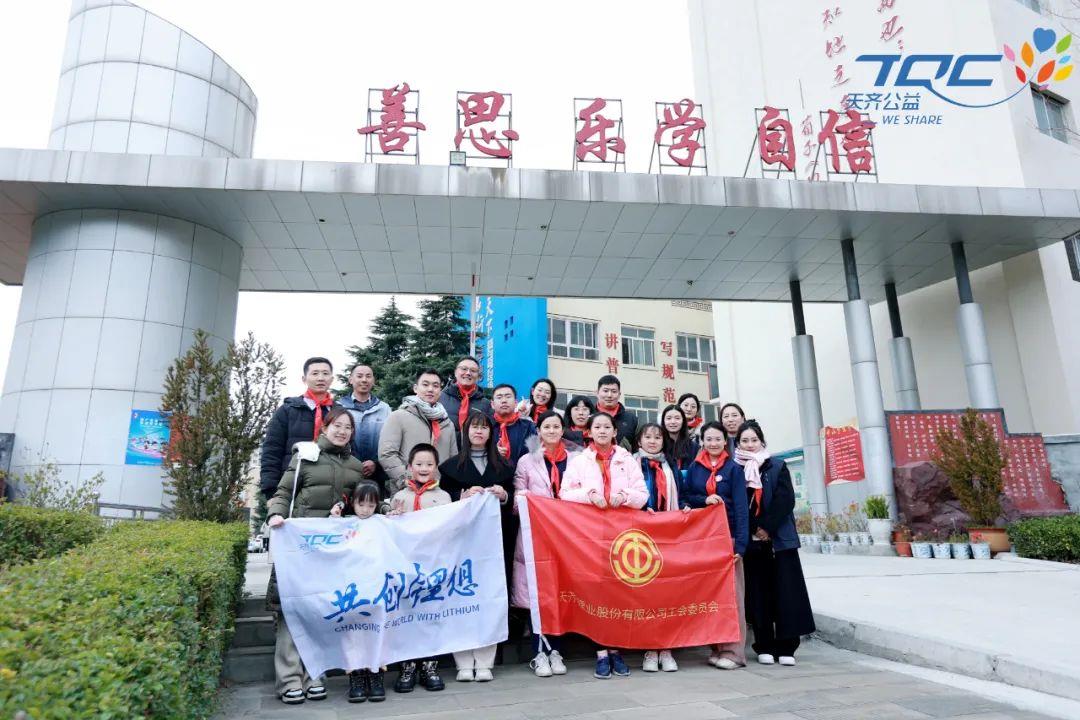 ΰ�¹���(victor1946)�ٷ���վ-Officials Website