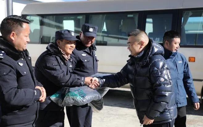 ΰ�¹���(victor1946)�ٷ���վ-Officials Website