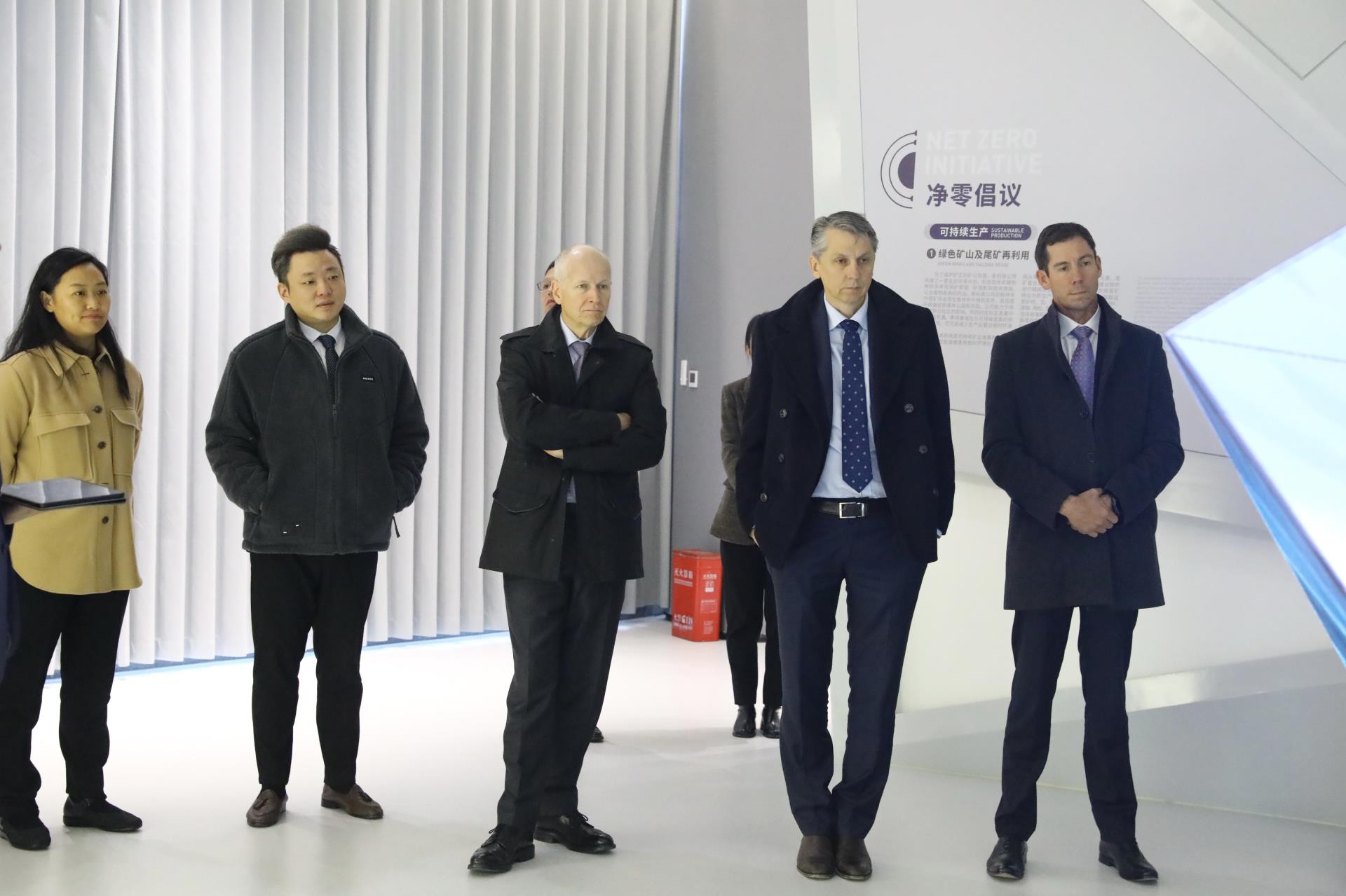 ΰ�¹���(victor1946)�ٷ���վ-Officials Website