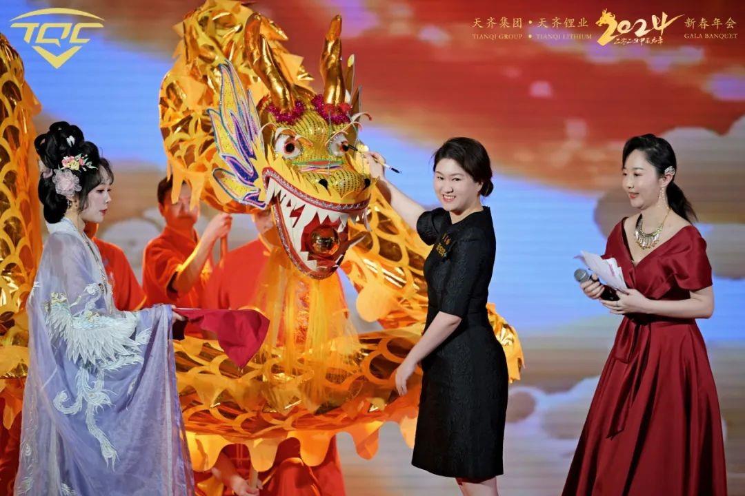 ΰ�¹���(victor1946)�ٷ���վ-Officials Website