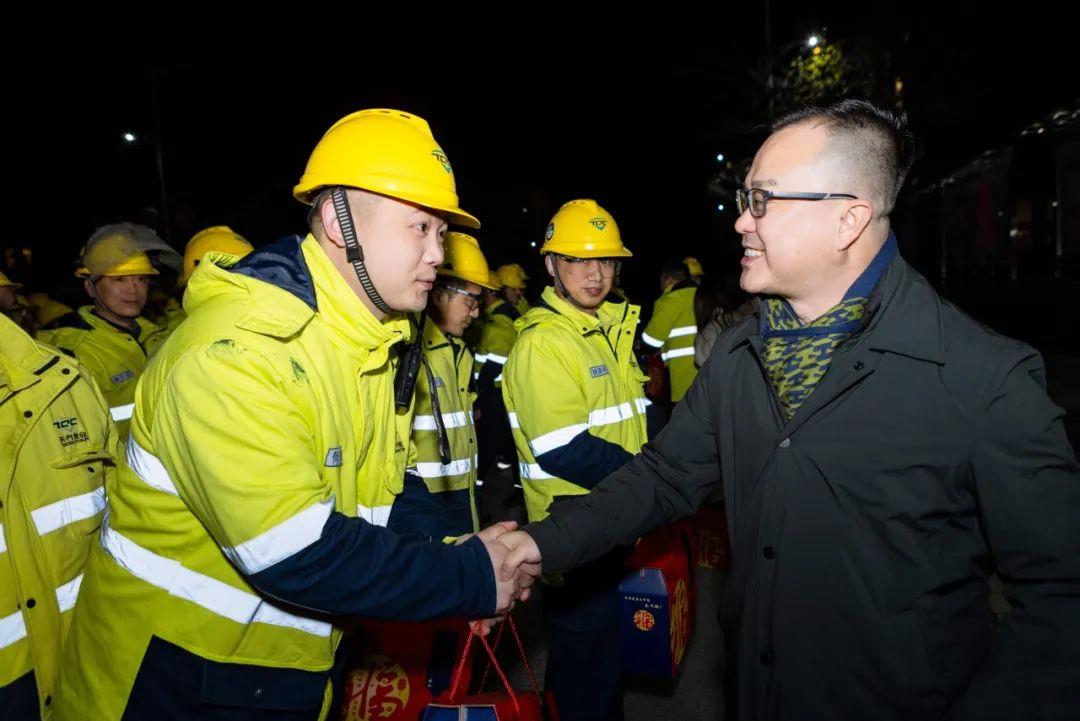 ΰ�¹���(victor1946)�ٷ���վ-Officials Website