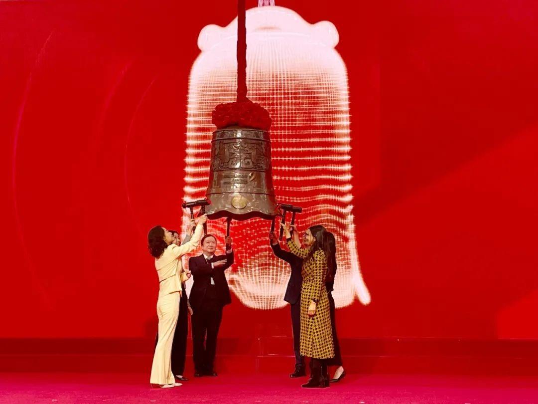 ΰ�¹���(victor1946)�ٷ���վ-Officials Website