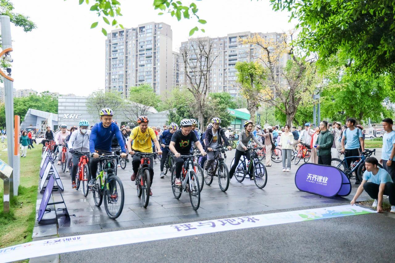 ΰ�¹���(victor1946)�ٷ���վ-Officials Website