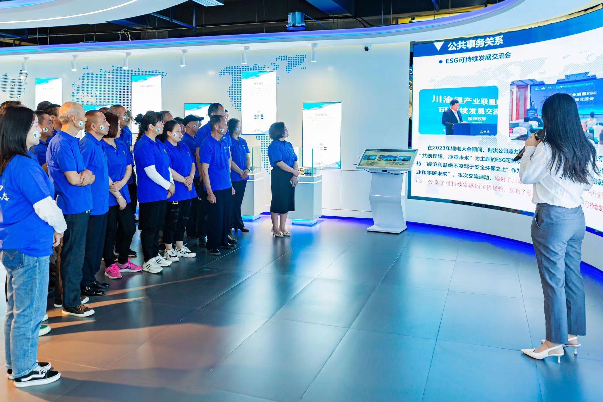 ΰ�¹���(victor1946)�ٷ���վ-Officials Website