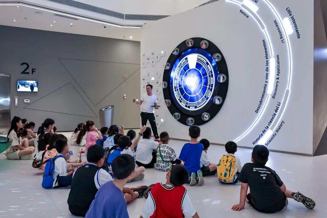 ΰ�¹���(victor1946)�ٷ���վ-Officials Website