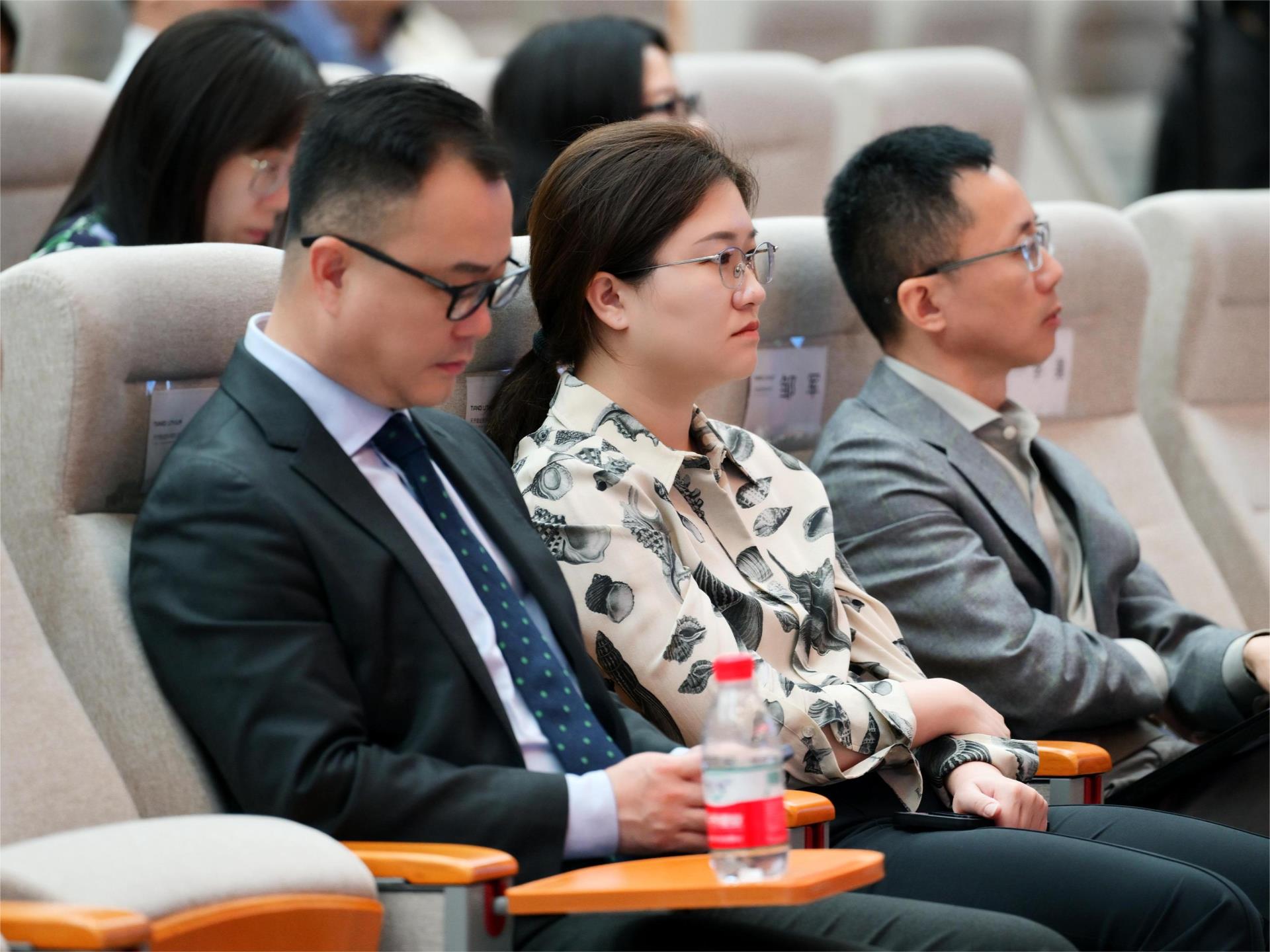 ΰ�¹���(victor1946)�ٷ���վ-Officials Website