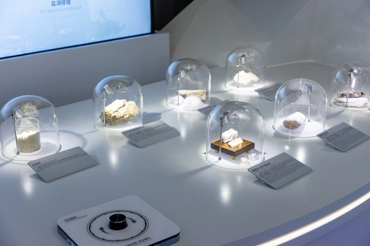 ΰ�¹���(victor1946)�ٷ���վ-Officials Website