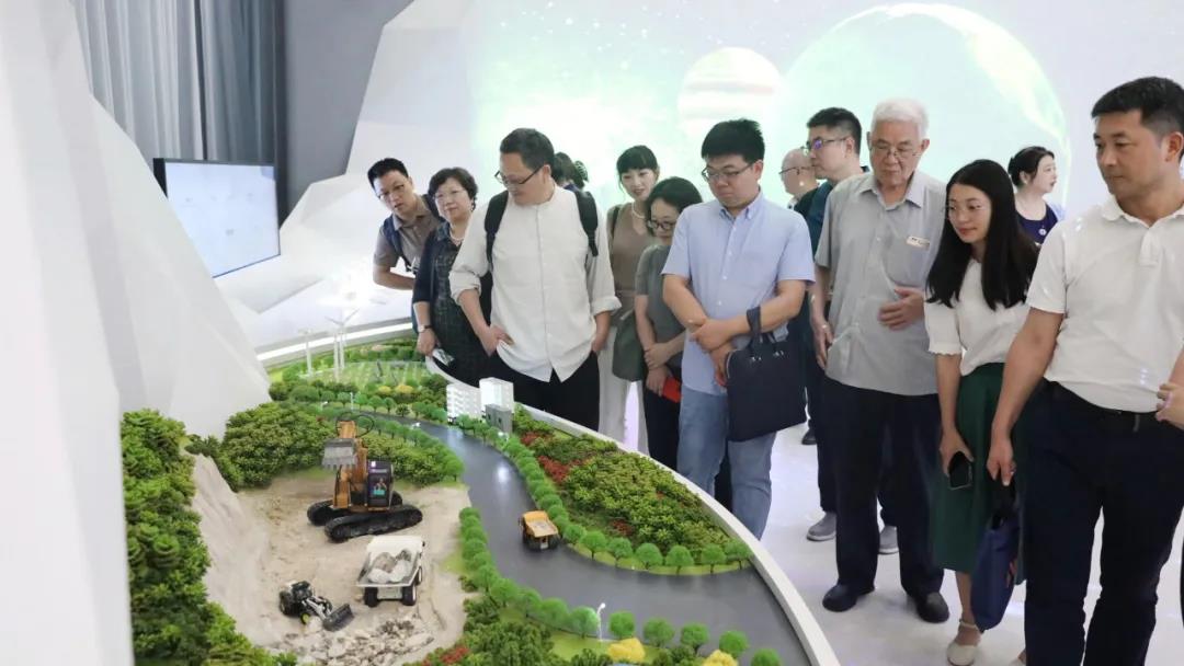 ΰ�¹���(victor1946)�ٷ���վ-Officials Website