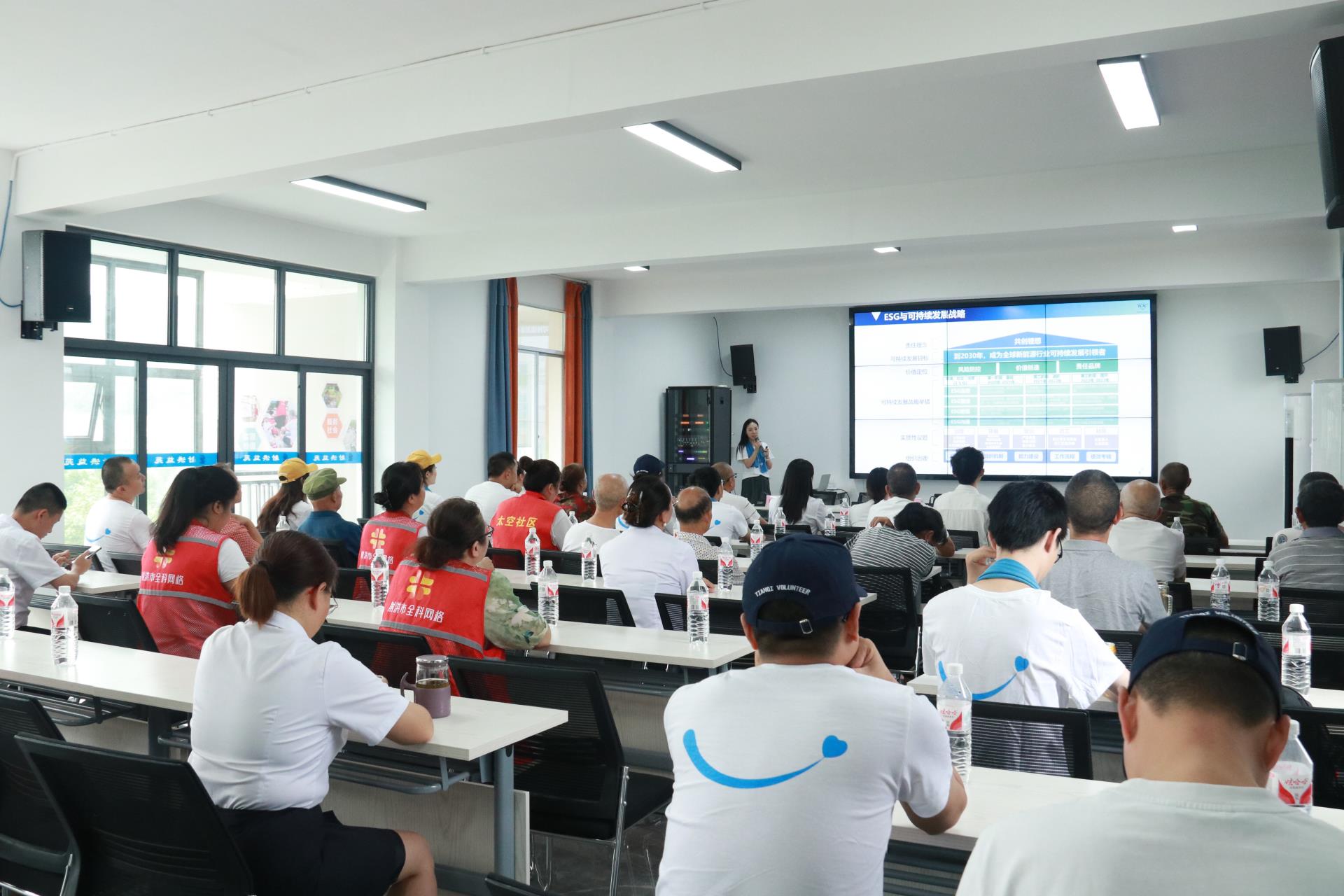 ΰ�¹���(victor1946)�ٷ���վ-Officials Website