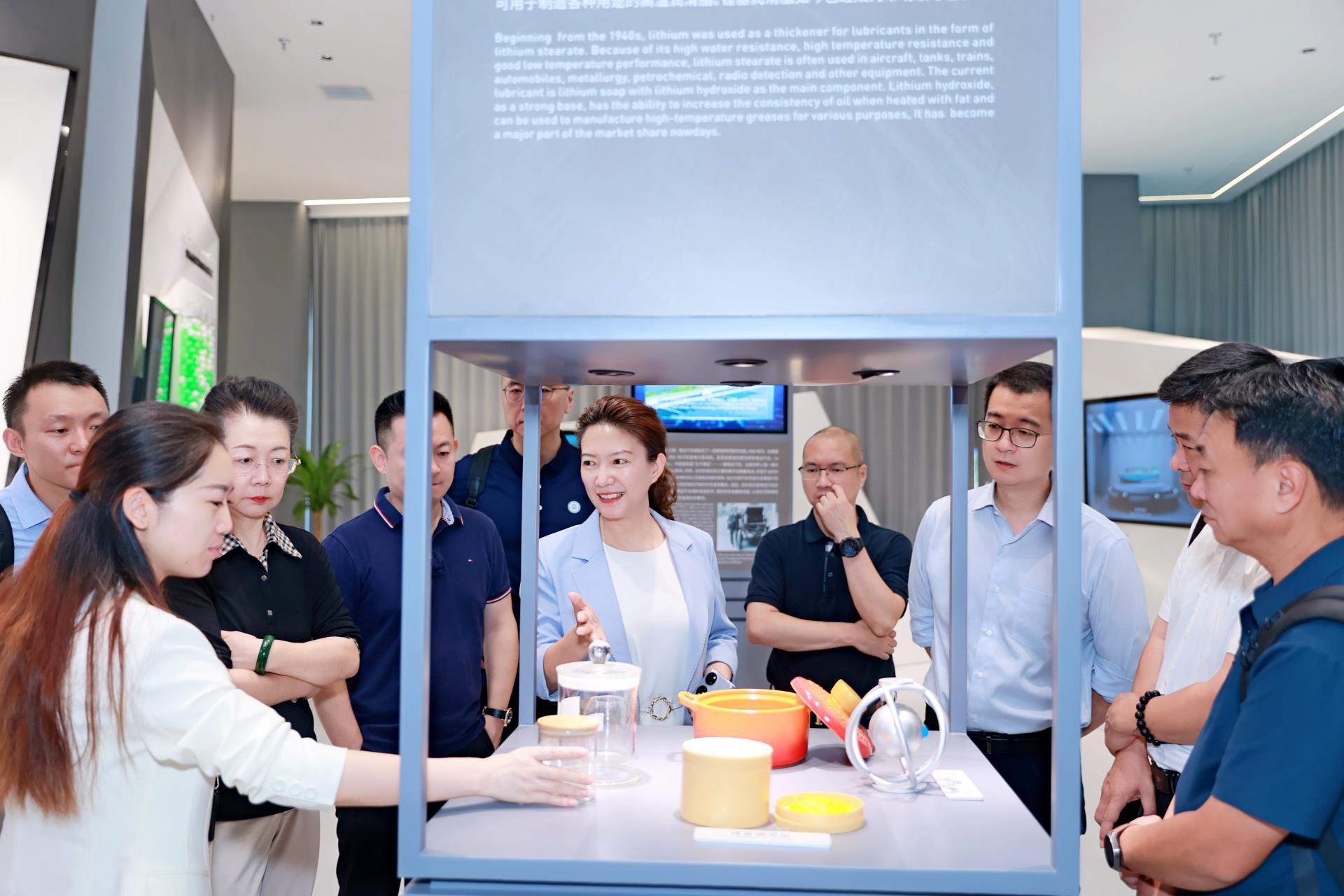 ΰ�¹���(victor1946)�ٷ���վ-Officials Website