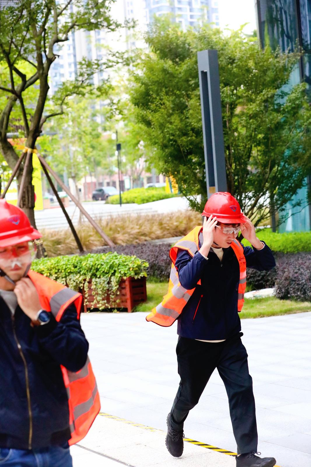 ΰ�¹���(victor1946)�ٷ���վ-Officials Website