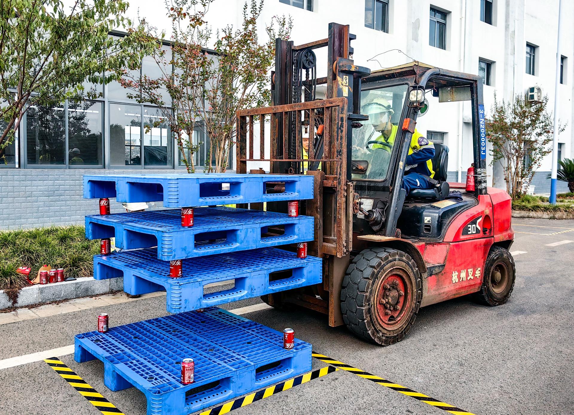 ΰ�¹���(victor1946)�ٷ���վ-Officials Website