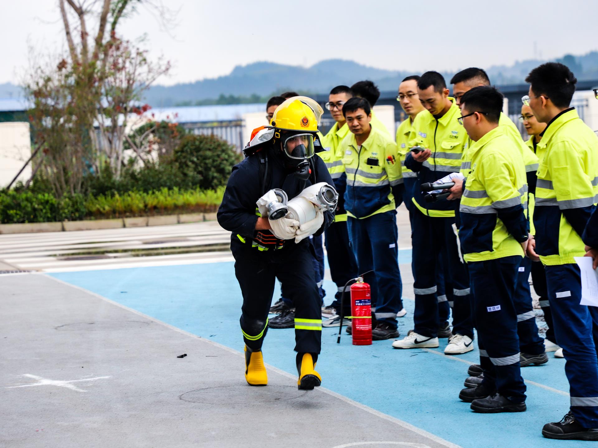 ΰ�¹���(victor1946)�ٷ���վ-Officials Website