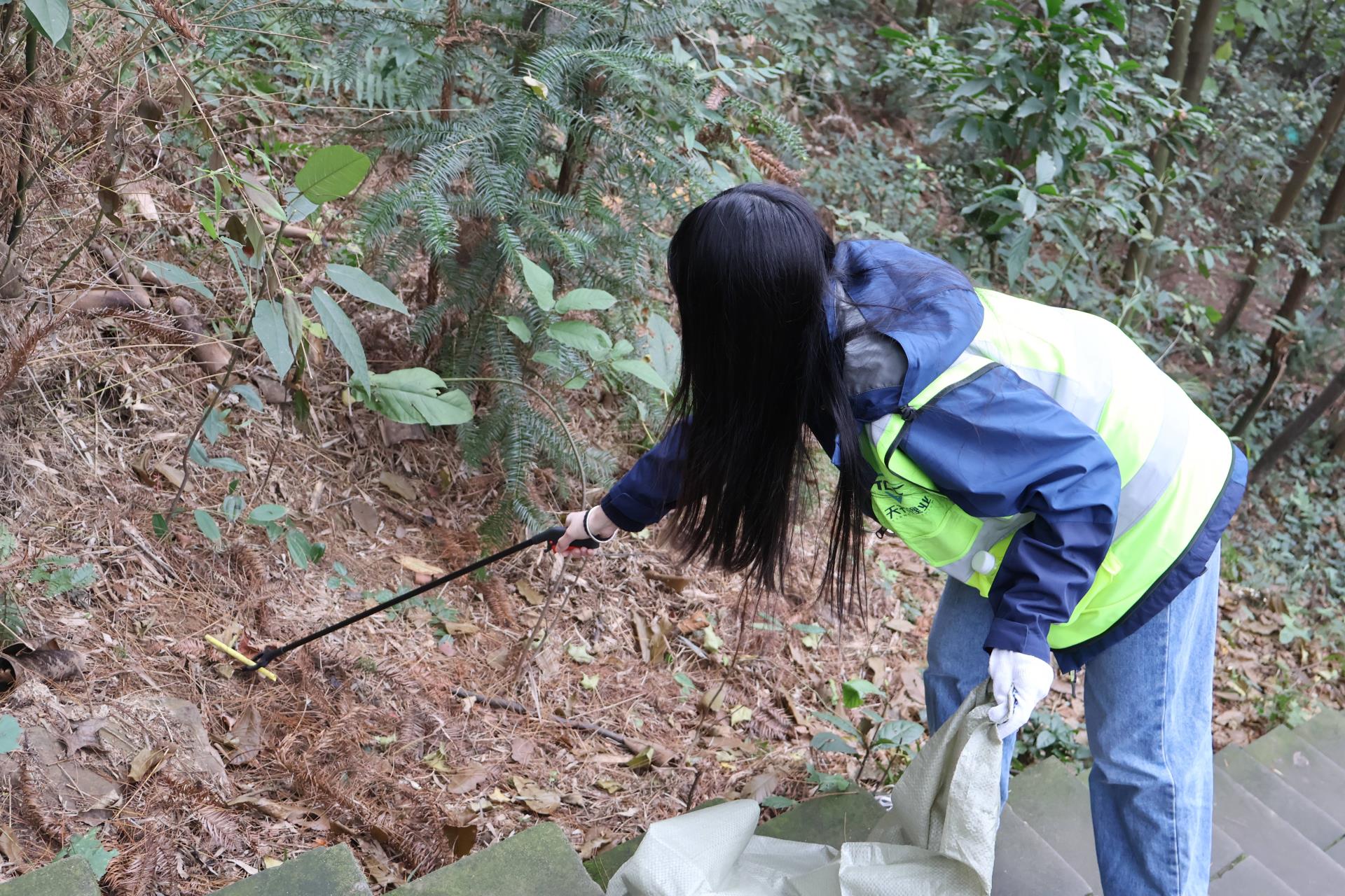 ΰ�¹���(victor1946)�ٷ���վ-Officials Website