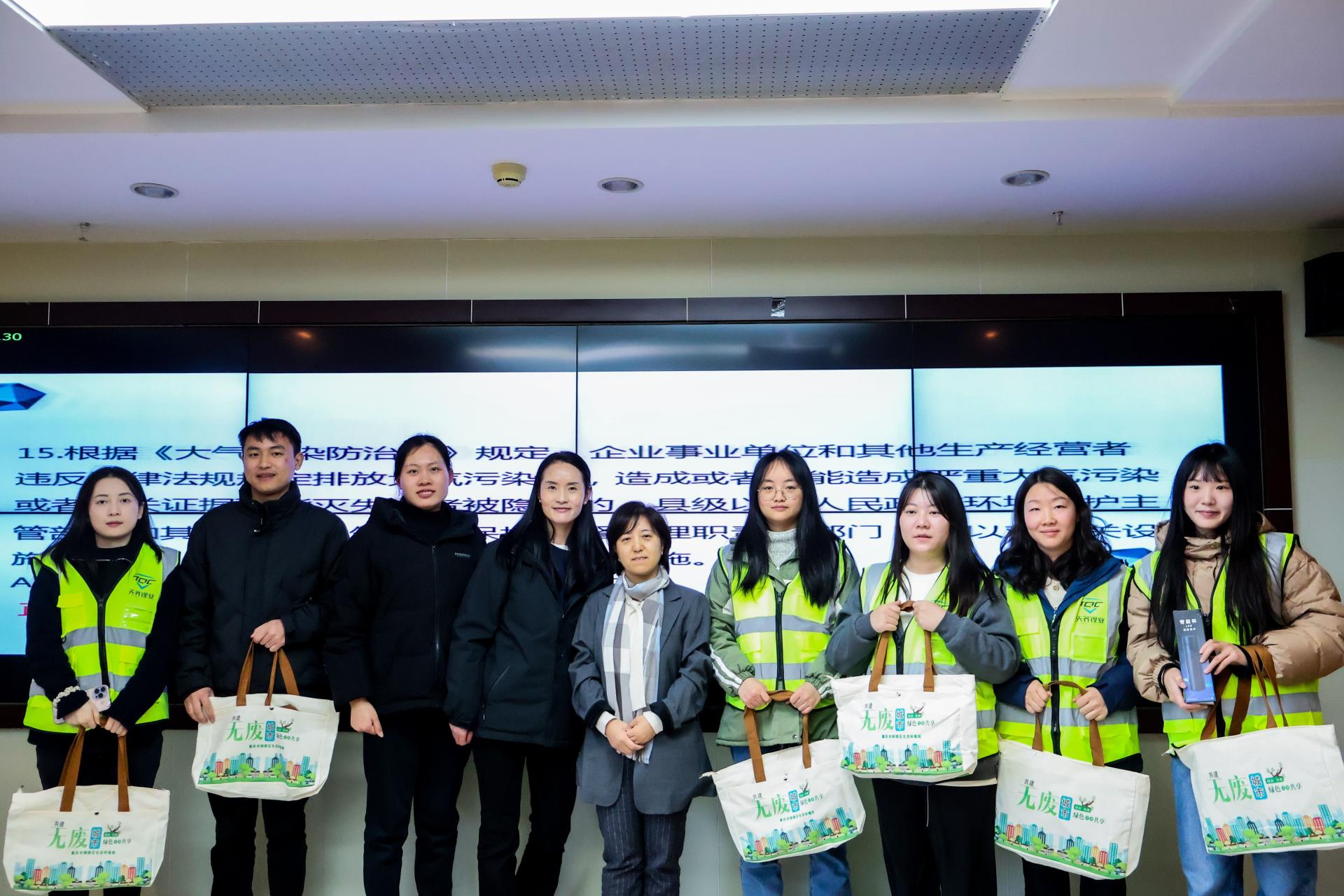 ΰ�¹���(victor1946)�ٷ���վ-Officials Website