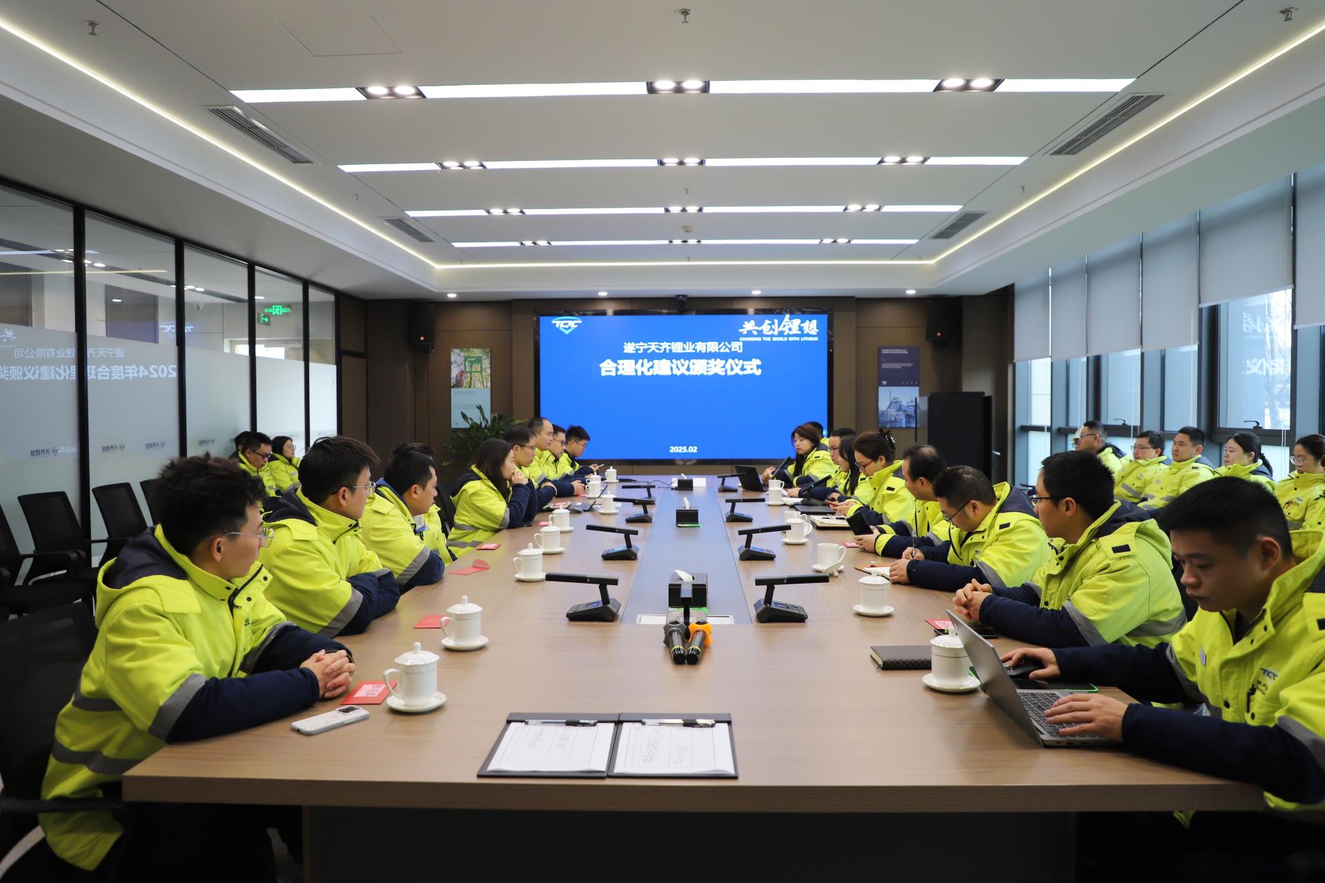 ΰ�¹���(victor1946)�ٷ���վ-Officials Website