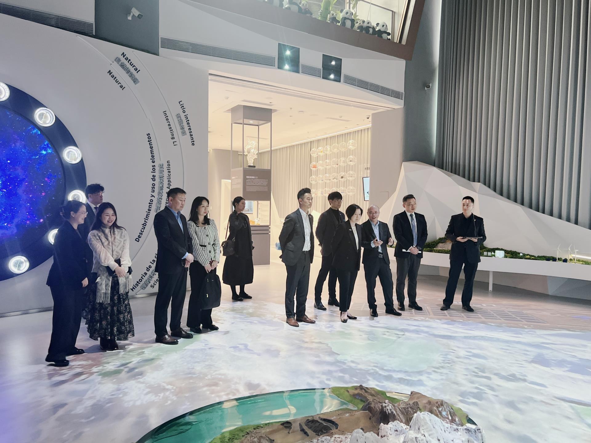 ΰ�¹���(victor1946)�ٷ���վ-Officials Website