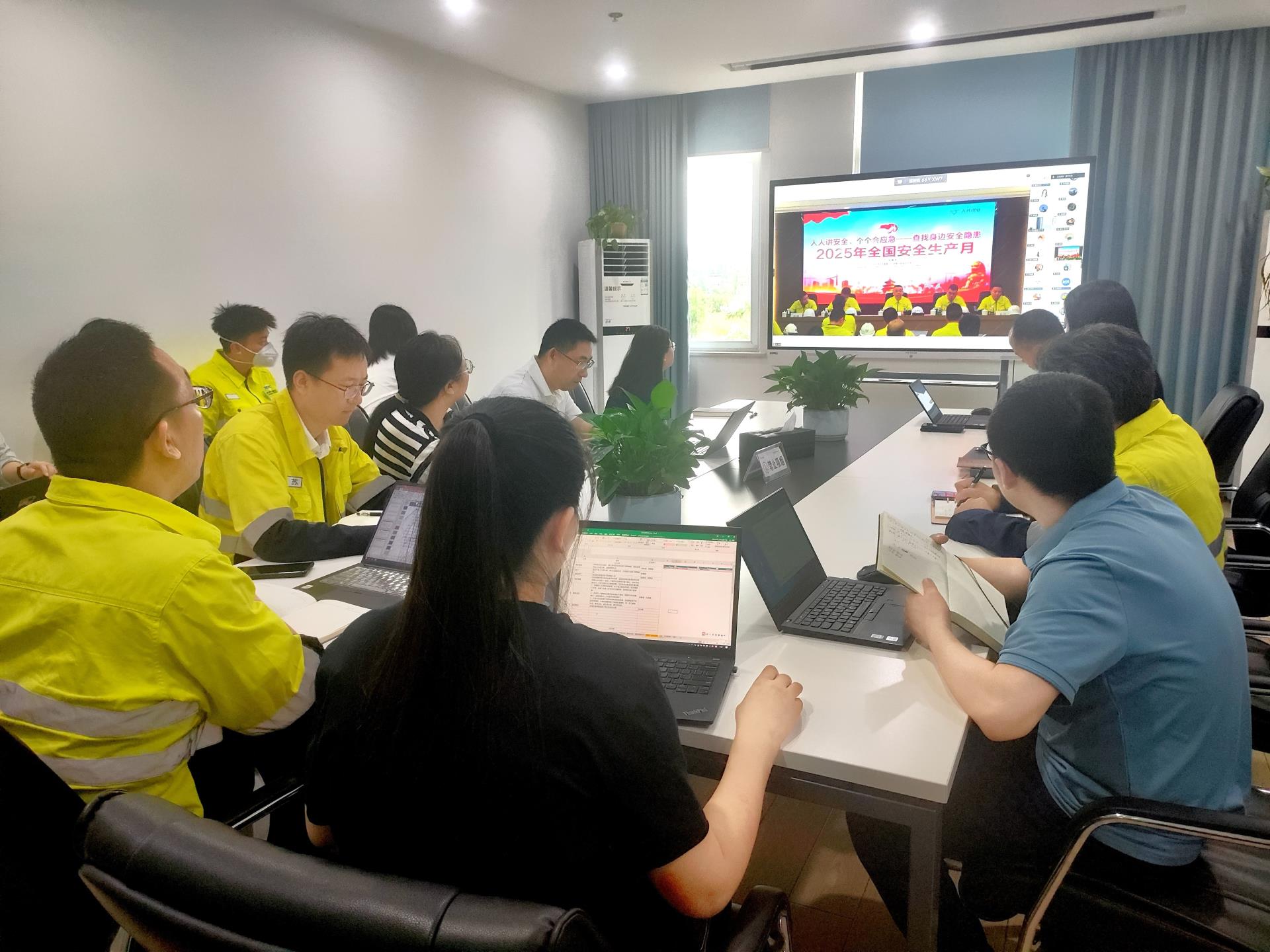 ΰ�¹���(victor1946)�ٷ���վ-Officials Website