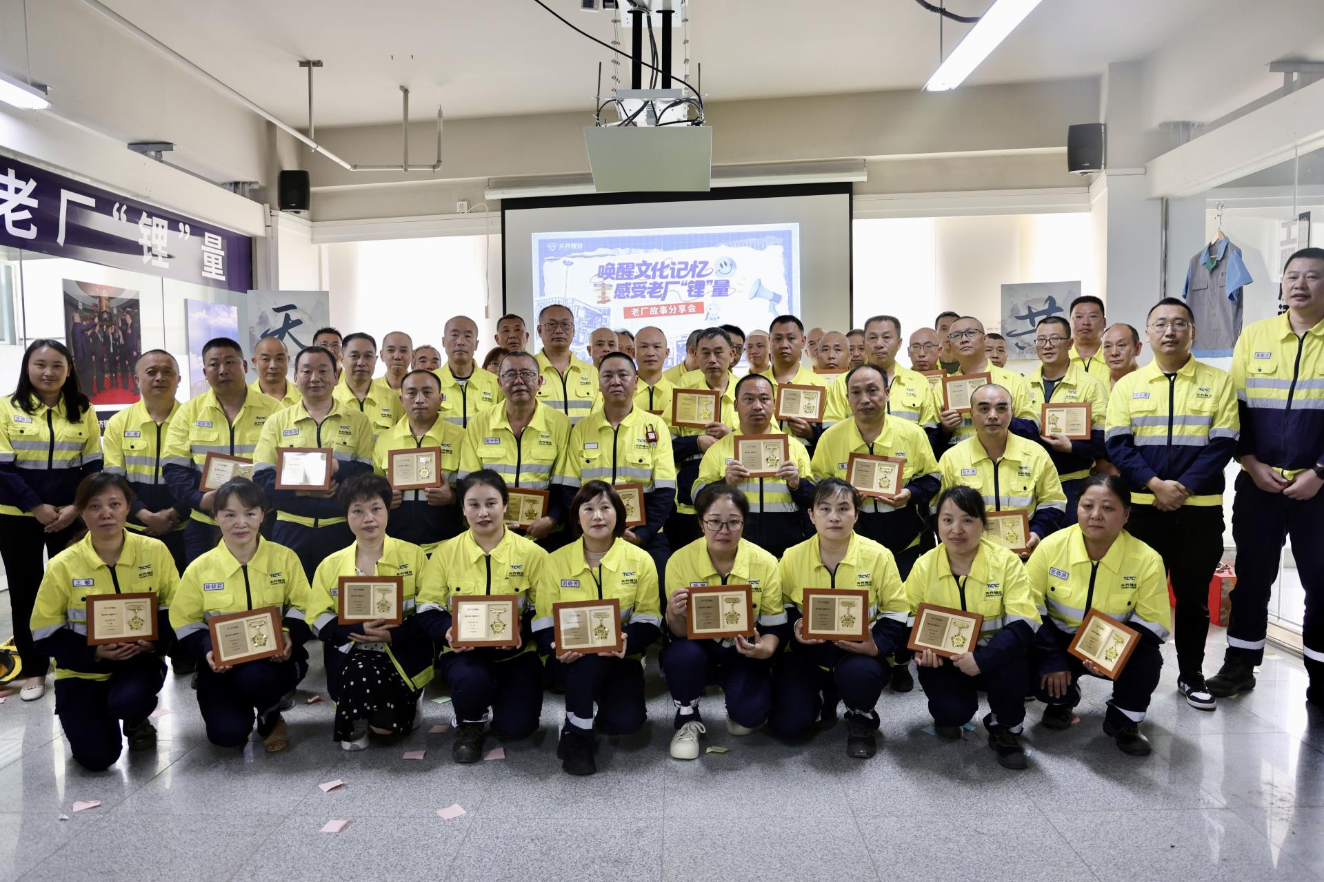 ΰ�¹���(victor1946)�ٷ���վ-Officials Website