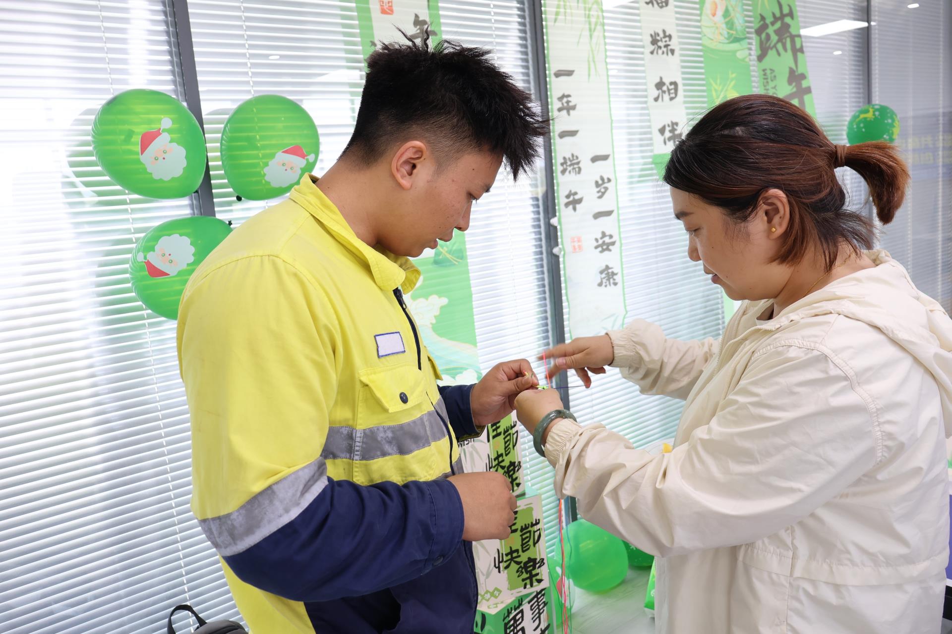 ΰ�¹���(victor1946)�ٷ���վ-Officials Website