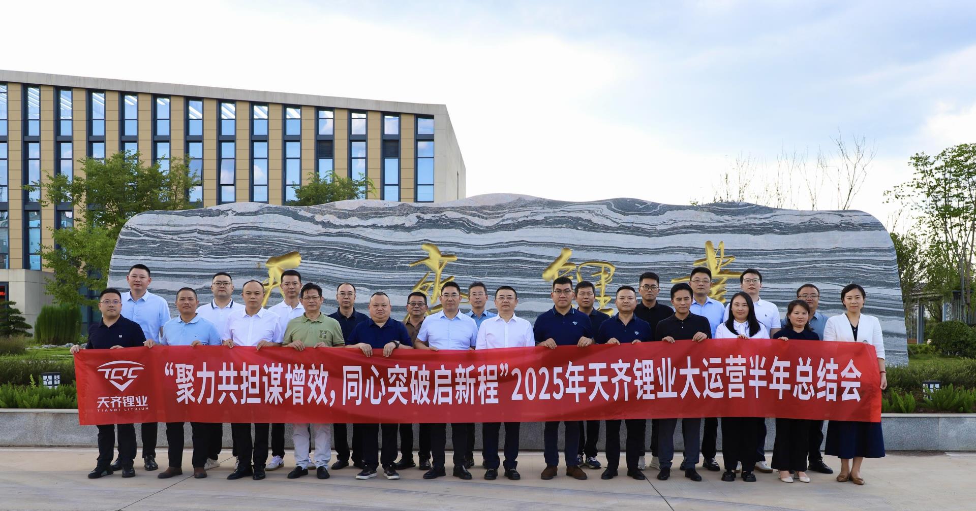 ΰ�¹���(victor1946)�ٷ���վ-Officials Website