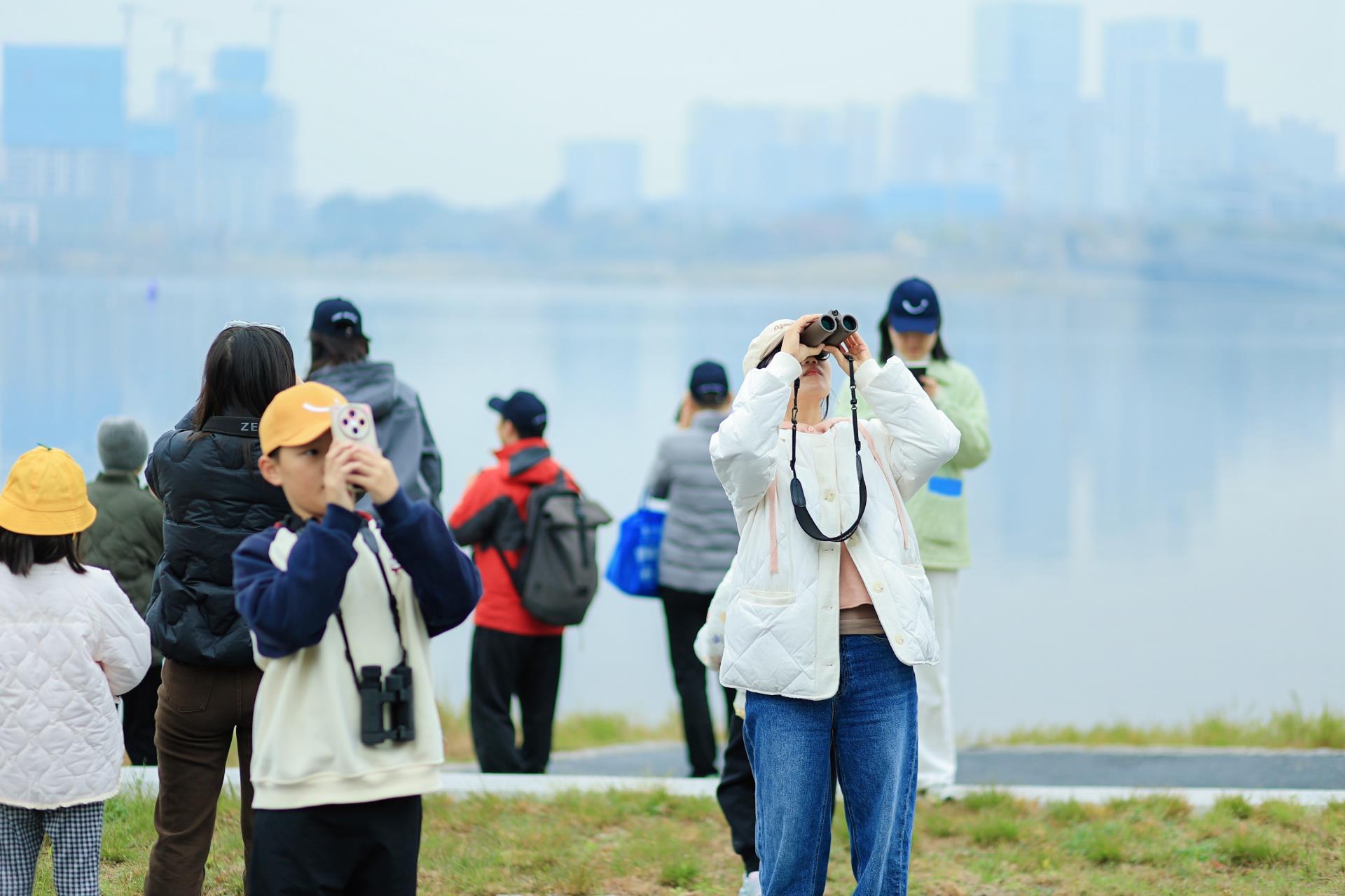 ΰ�¹���(victor1946)�ٷ���վ-Officials Website