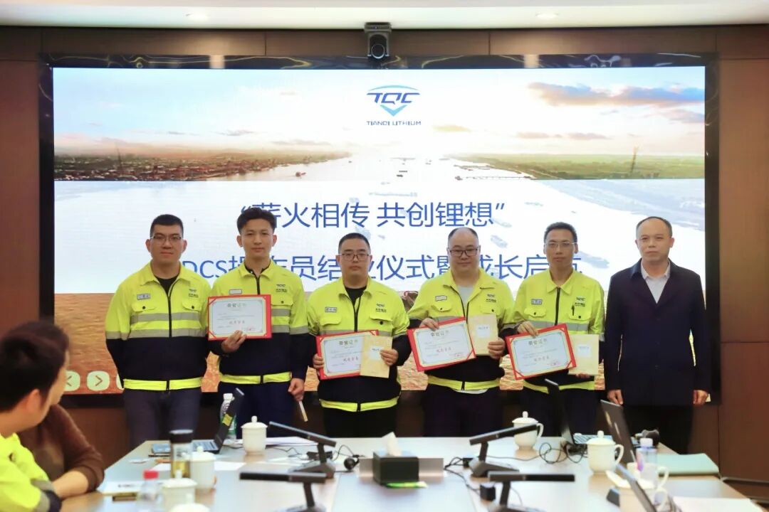 ΰ�¹���(victor1946)�ٷ���վ-Officials Website