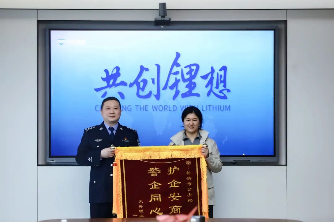 ΰ�¹���(victor1946)�ٷ���վ-Officials Website